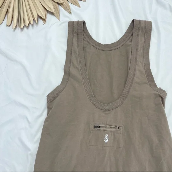 Free People FP Movement Hot Shot Tunic Tank Beige Tan Neutral Dress Size Small - Picture 10 of 10